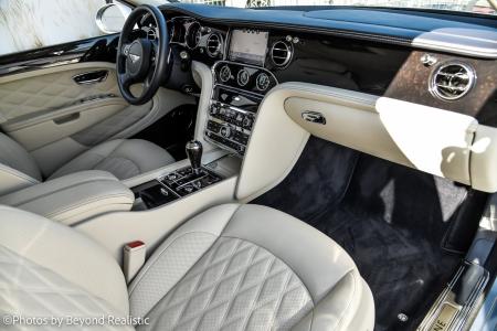 Used 2017 Bentley Mulsanne Mulliner Driving Specification, Premier, Rear Ent. | Downers Grove, IL
