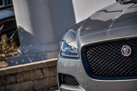 Used 2018 Jaguar F-PACE 25t Prestige, Vision/Tech Pkg | Downers Grove, IL