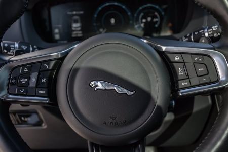 Used 2018 Jaguar F-PACE 25t Prestige, Vision/Tech Pkg | Downers Grove, IL