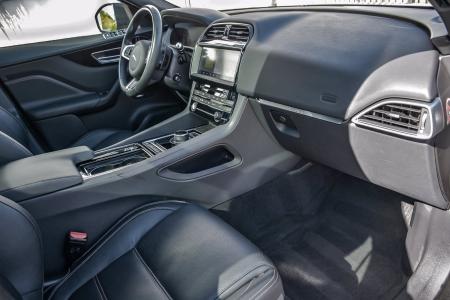 Used 2018 Jaguar F-PACE 25t Prestige, Vision/Tech Pkg | Downers Grove, IL