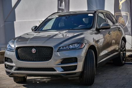 Used 2018 Jaguar F-PACE 25t Prestige, Vision/Tech Pkg | Downers Grove, IL