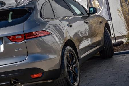 Used 2018 Jaguar F-PACE 25t Prestige, Vision/Tech Pkg | Downers Grove, IL