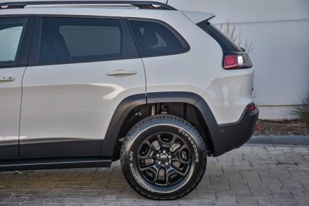 Used 2019 Jeep Cherokee Trailhawk Elite | Downers Grove, IL