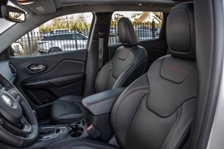 Used 2019 Jeep Cherokee Trailhawk Elite | Downers Grove, IL