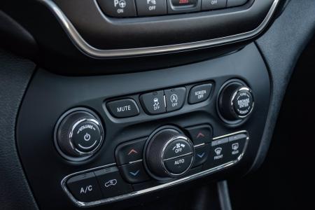 Used 2019 Jeep Cherokee Trailhawk Elite | Downers Grove, IL