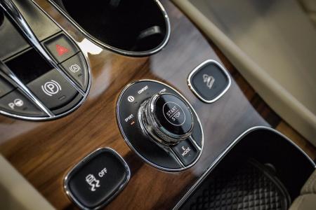 bentley mulliner bentayga hybrid
