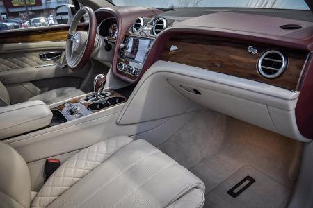 bentley bentayga mulliner hybrid