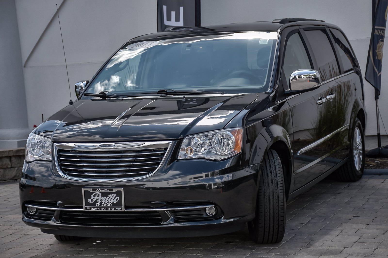 2013 Chrysler Town & Country TouringL Premium w/Rear Ent