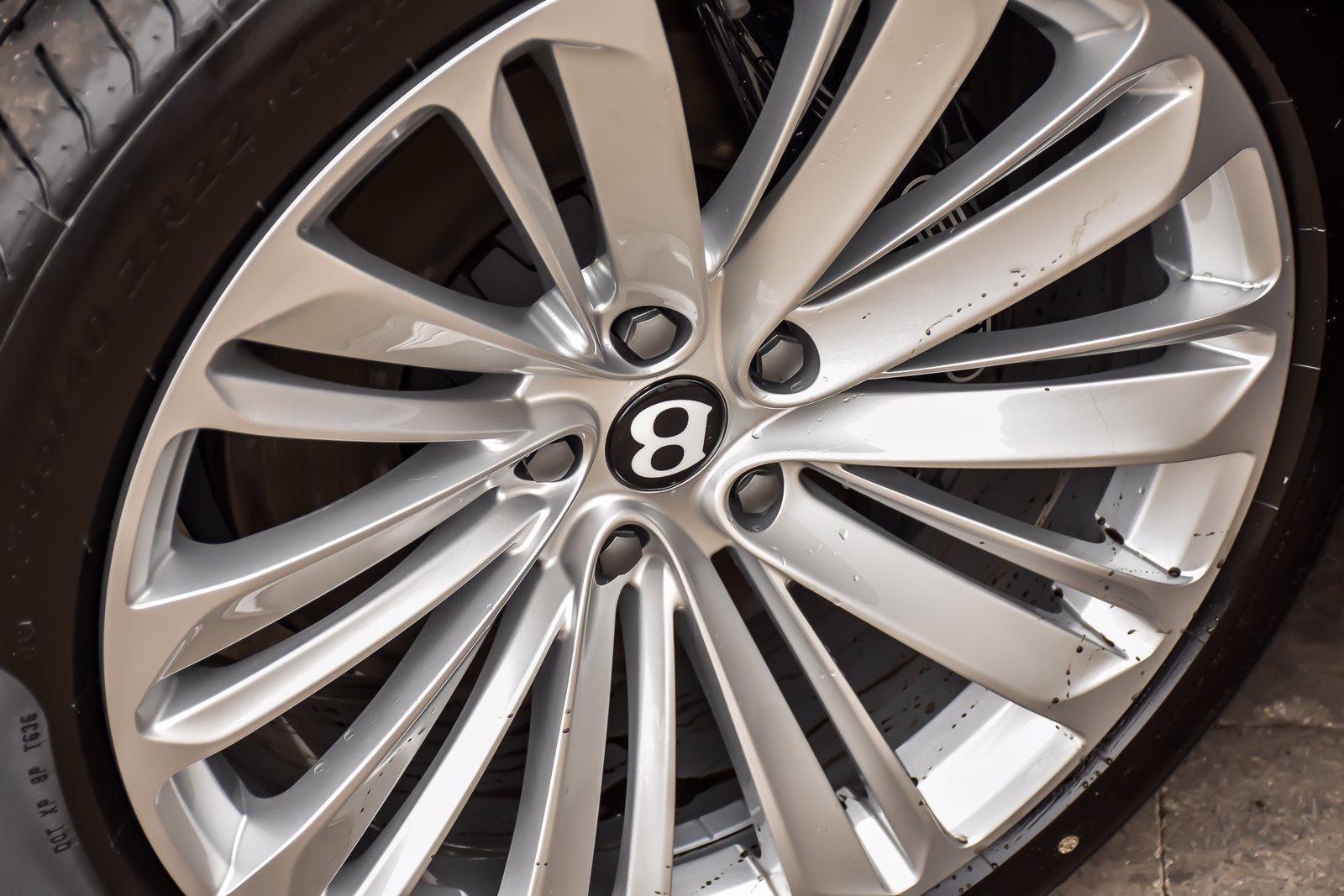 New 2021 Bentley Bentayga Speed | Downers Grove, IL