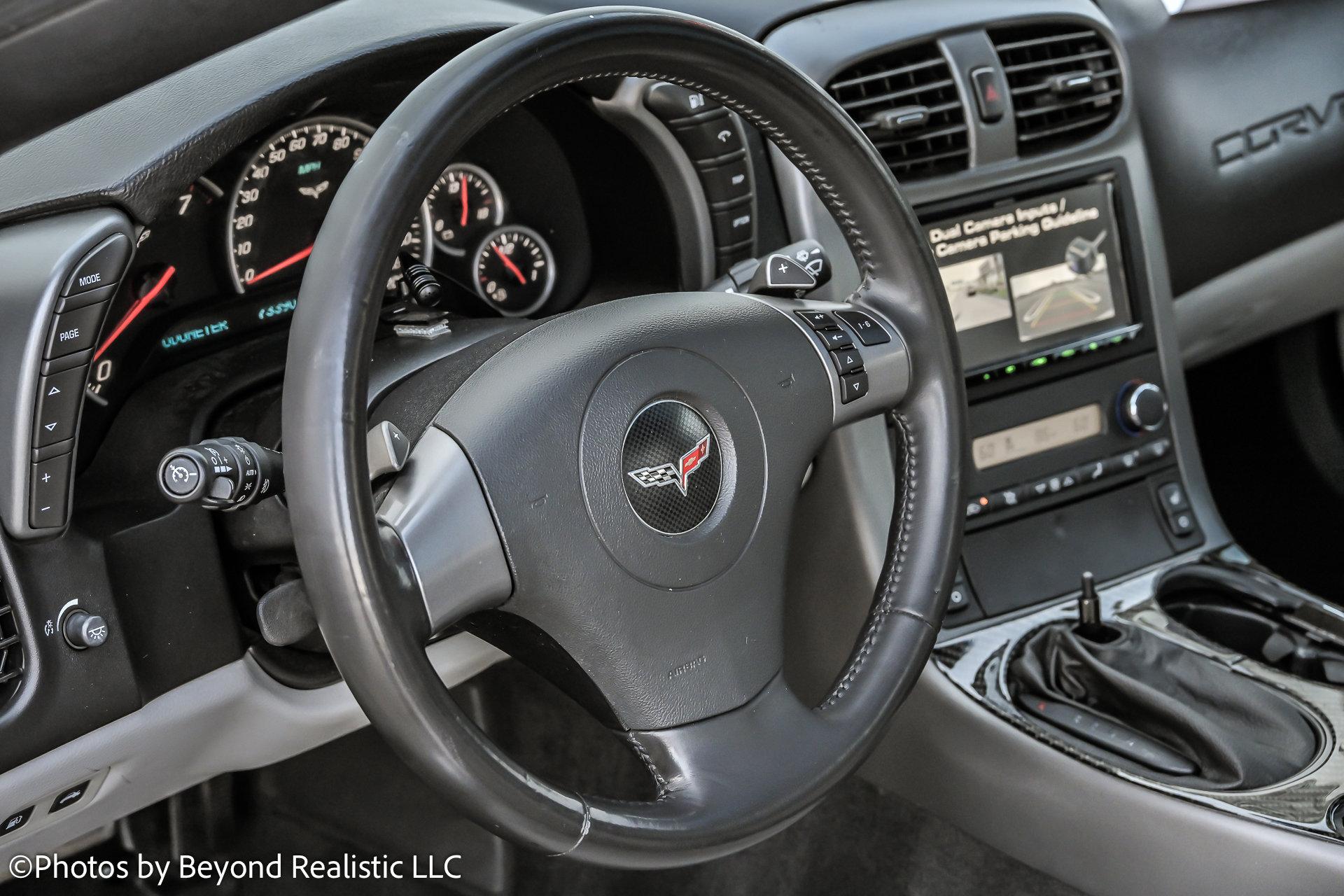 2007 Chevrolet Corvette 3LT photo 26