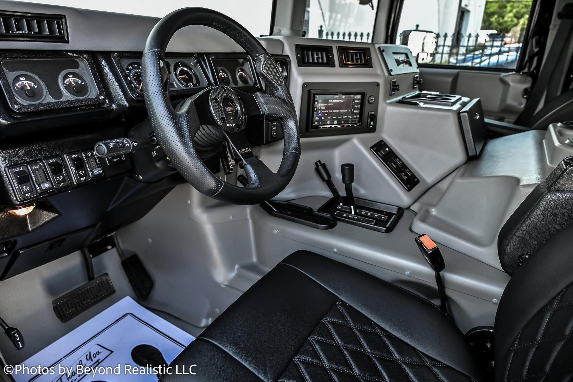 2002 Hummer H1 1 1/4 ton photo 9