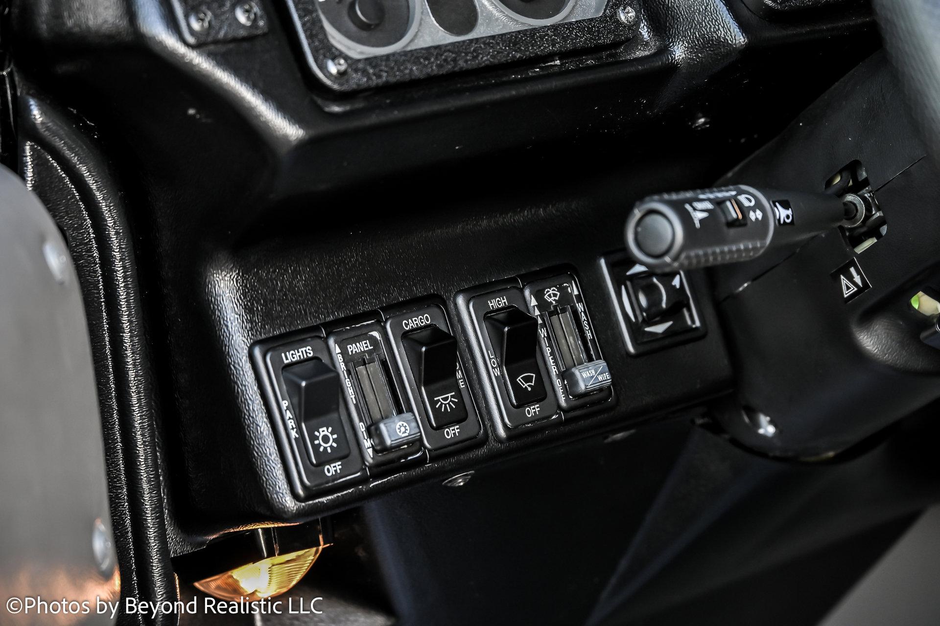 2002 Hummer H1 1 1/4 ton photo 17