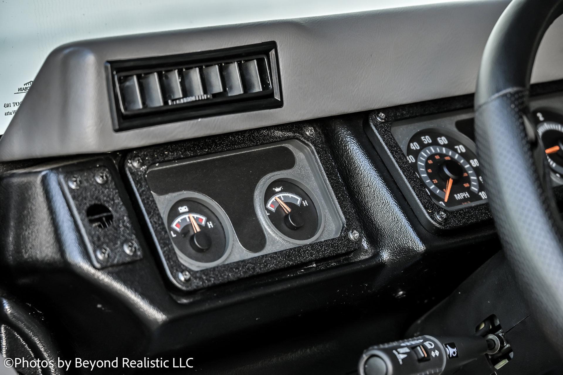 2002 Hummer H1 1 1/4 ton photo 18