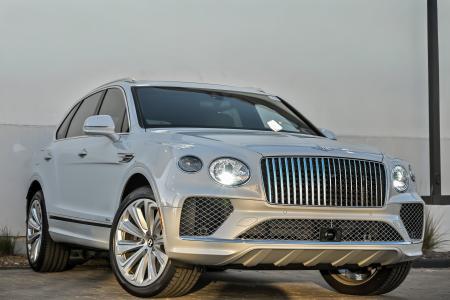 2024 Bentley Bentayga Azure's photo